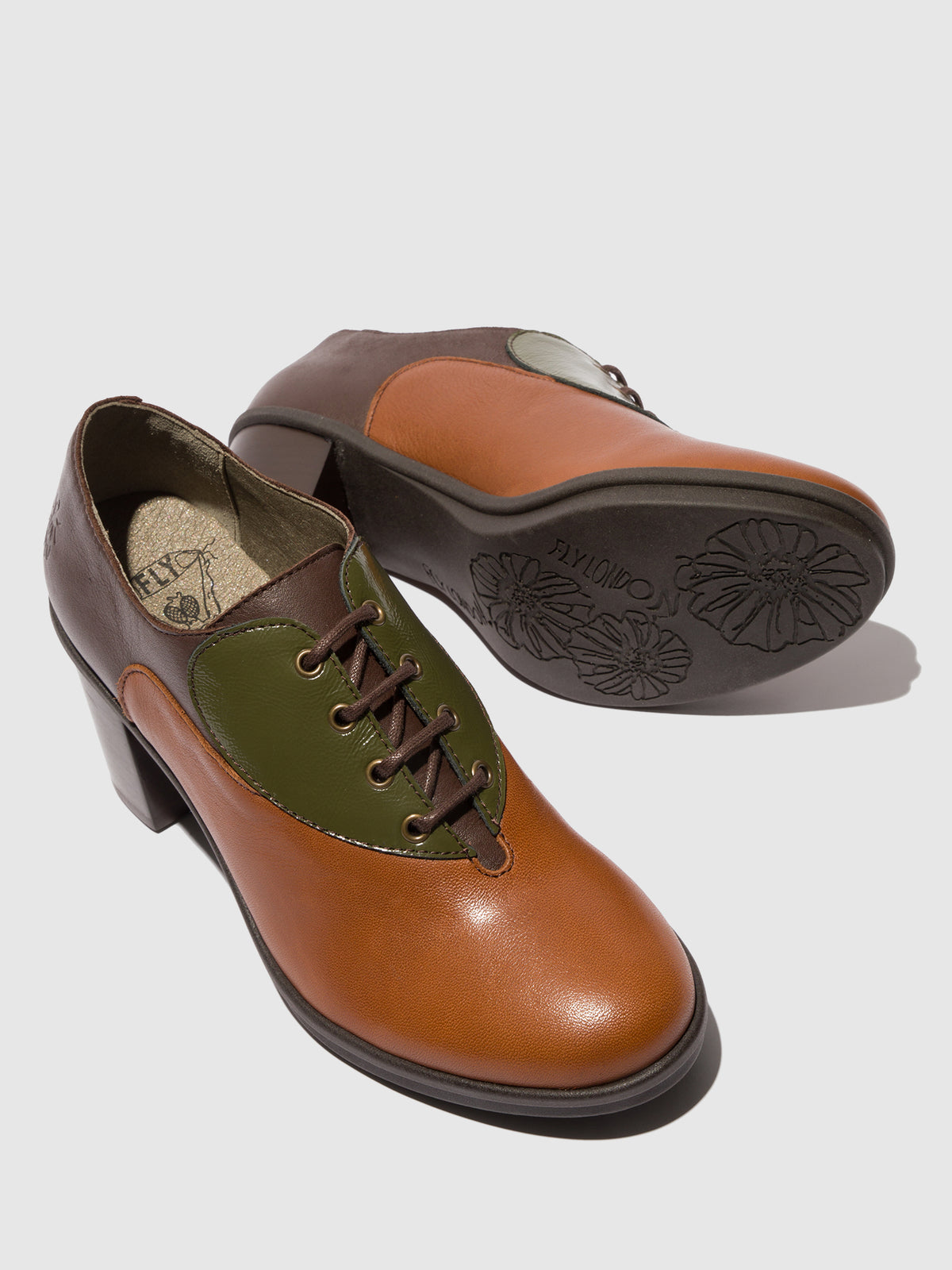 Sapatos de salto alto em pele e tecido FLY London GEIL tan/verde-alga/castanho-escuro