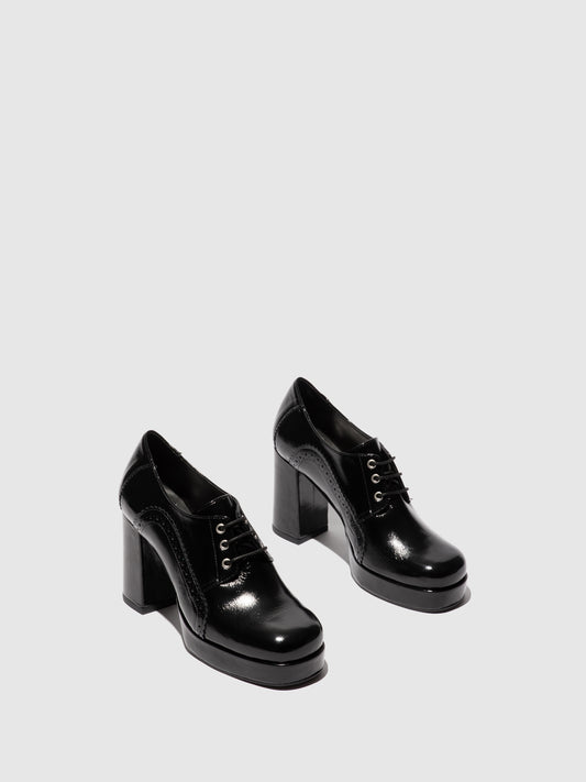 Sapatos de salto alto em pele envernizada FLY London EVAR preto