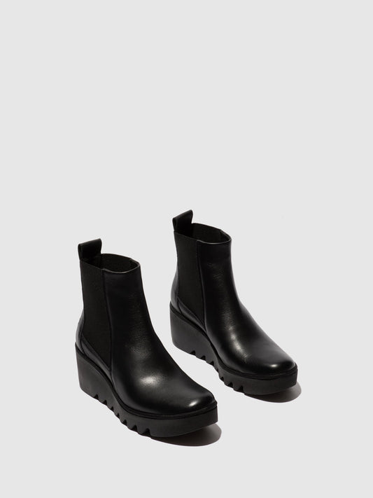 Botins Chelsea em pele FLY London BAGU dublin preto