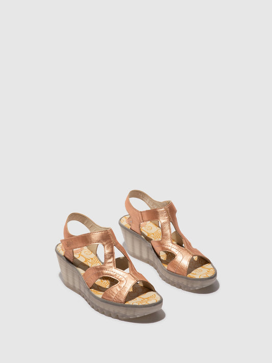 Sandálias de velcro em pele FLY London YOTU blush gold