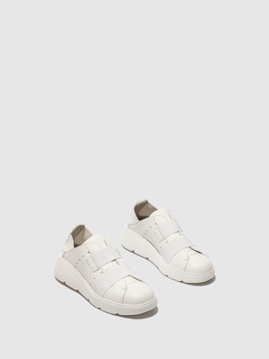 Sapatilhas em pele FLY London JULK branco