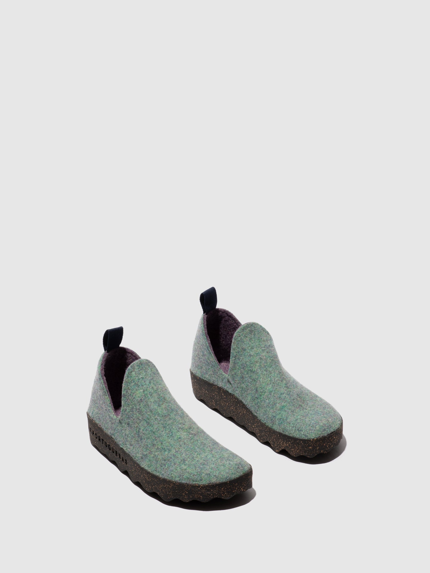 Sapatos abotinados em burel As Portuguesas City verde