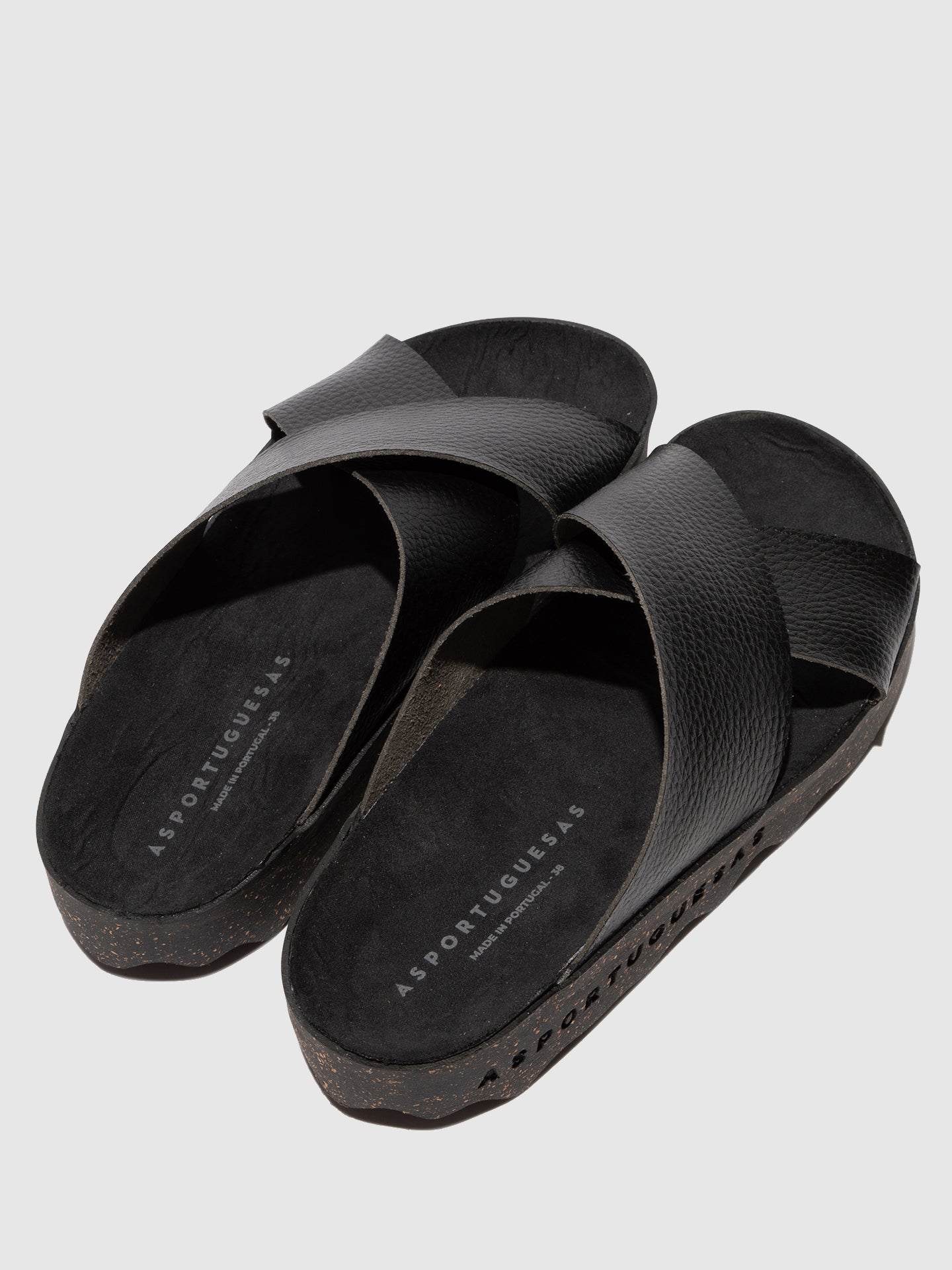 Chinelos em pele vegan As Portuguesas CROSS preto