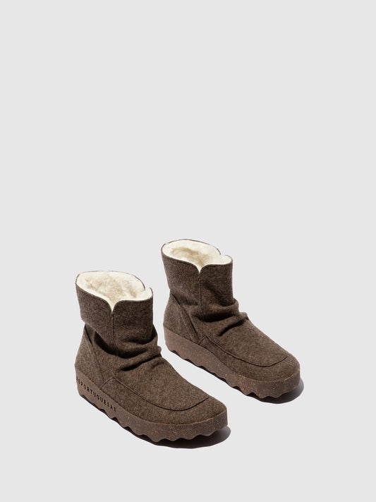 Botas de biqueira redonda em lã de burel As Portuguesas CUFF nogueira