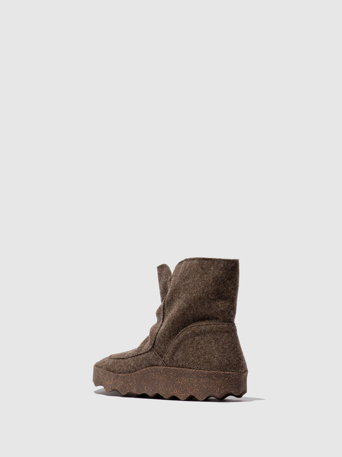 Botas de biqueira redonda em lã de burel As Portuguesas CUFF nogueira