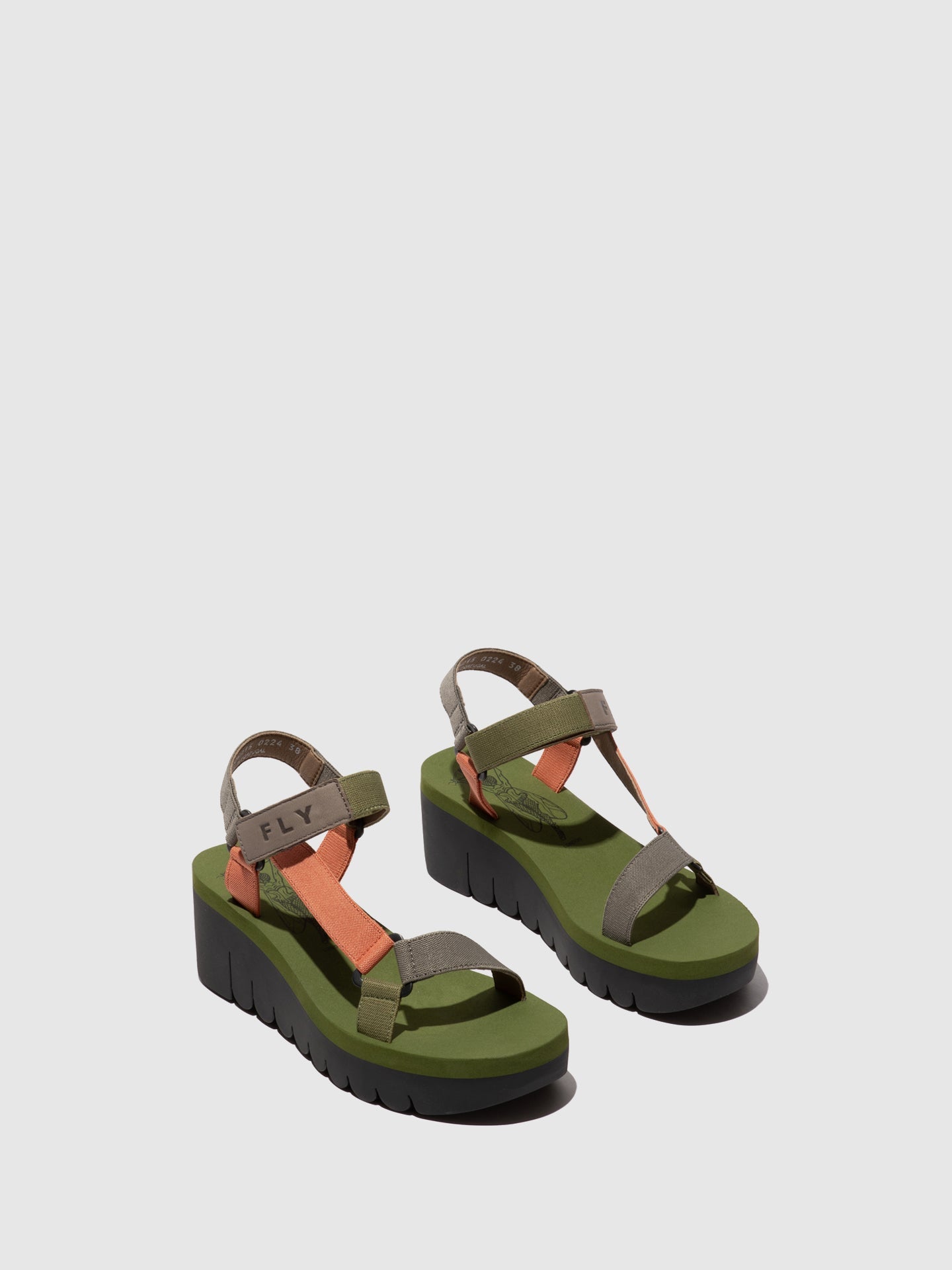 Sandálias em pele e tecido FLY London YEFA multicolor verde