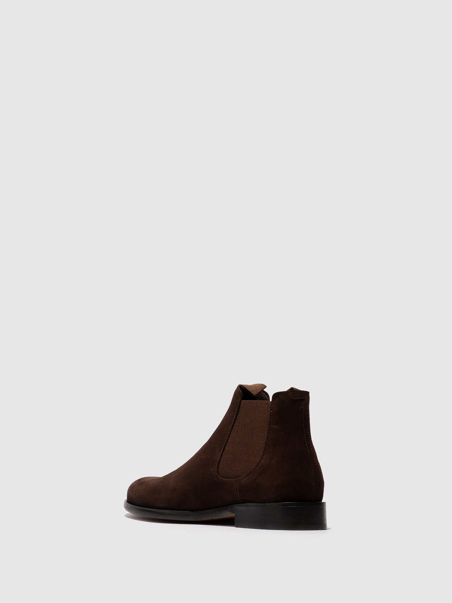Botins Chelsea em pele camurça FLY London WIBO expresso