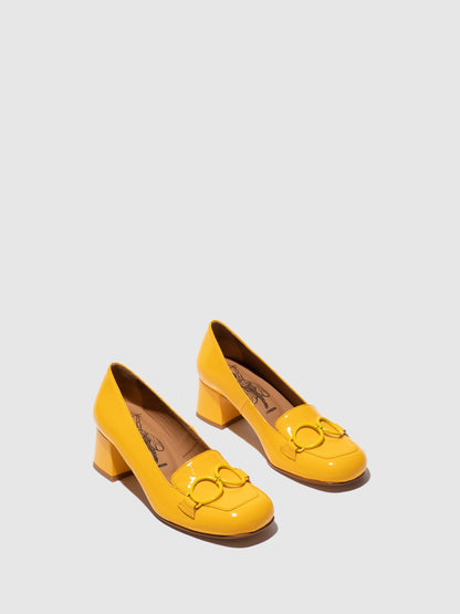 Sapatos em pele verniz FLY London SIVI amarelo