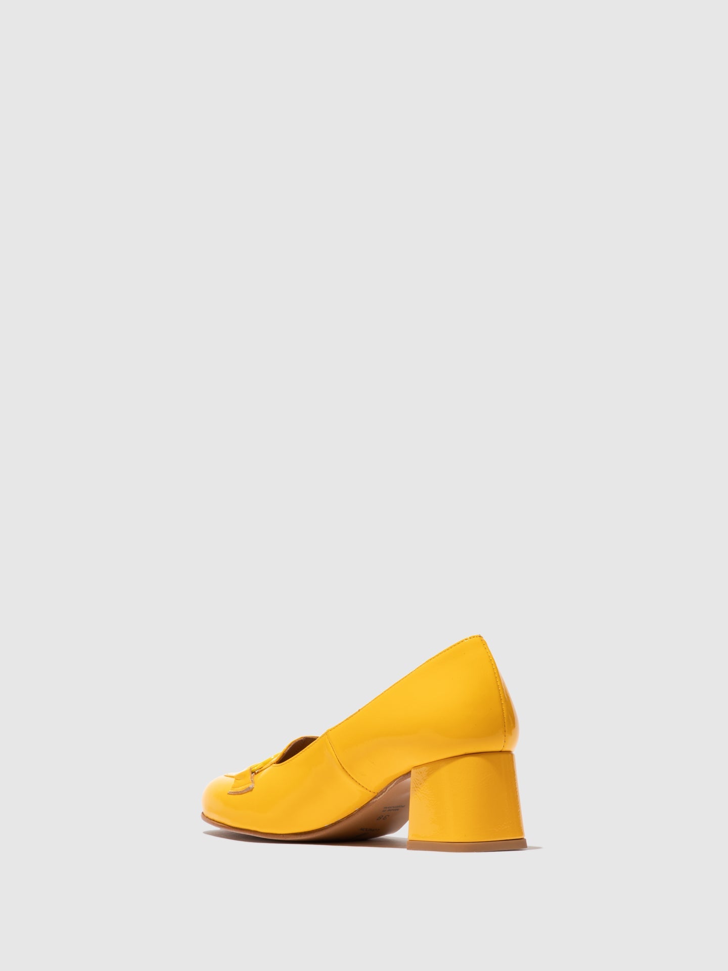 Sapatos em pele verniz FLY London SIVI amarelo