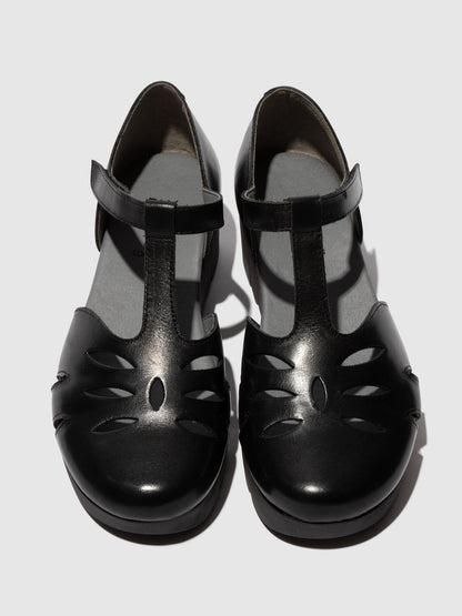 Sandálias em pele FLY London VELT preto