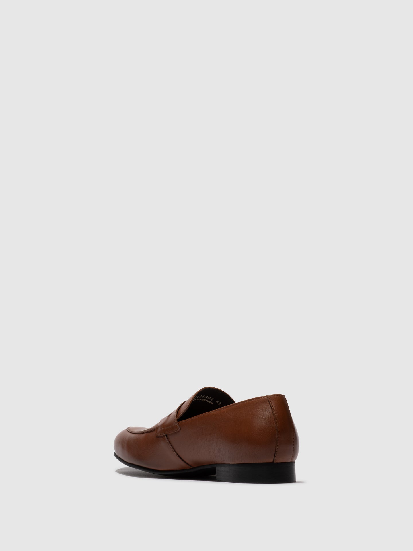 Mocassins clássicos em pele FLY London DRIK cognac