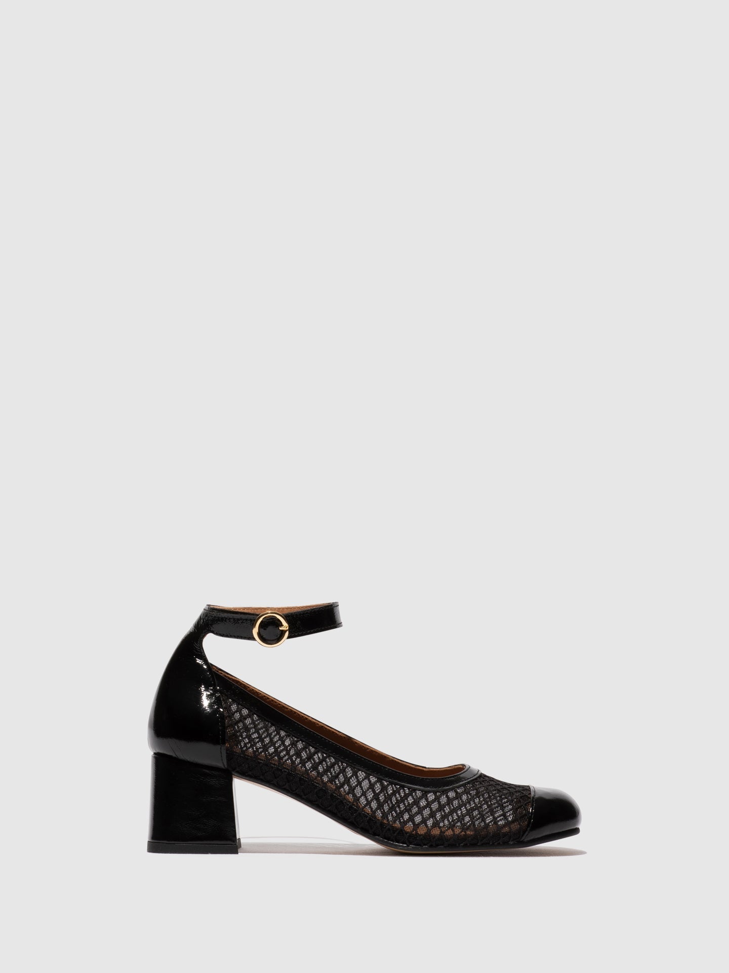 Sapato em pele verniz perfurado FLY London SALZ preto