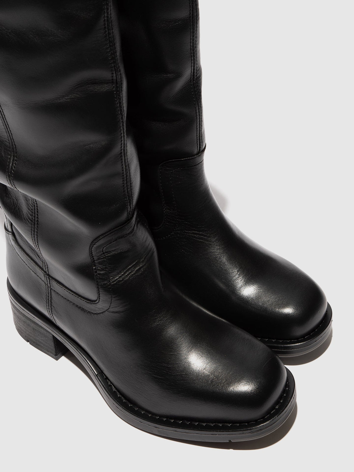 Botas acima do joelho em pele FLY London RINT preto