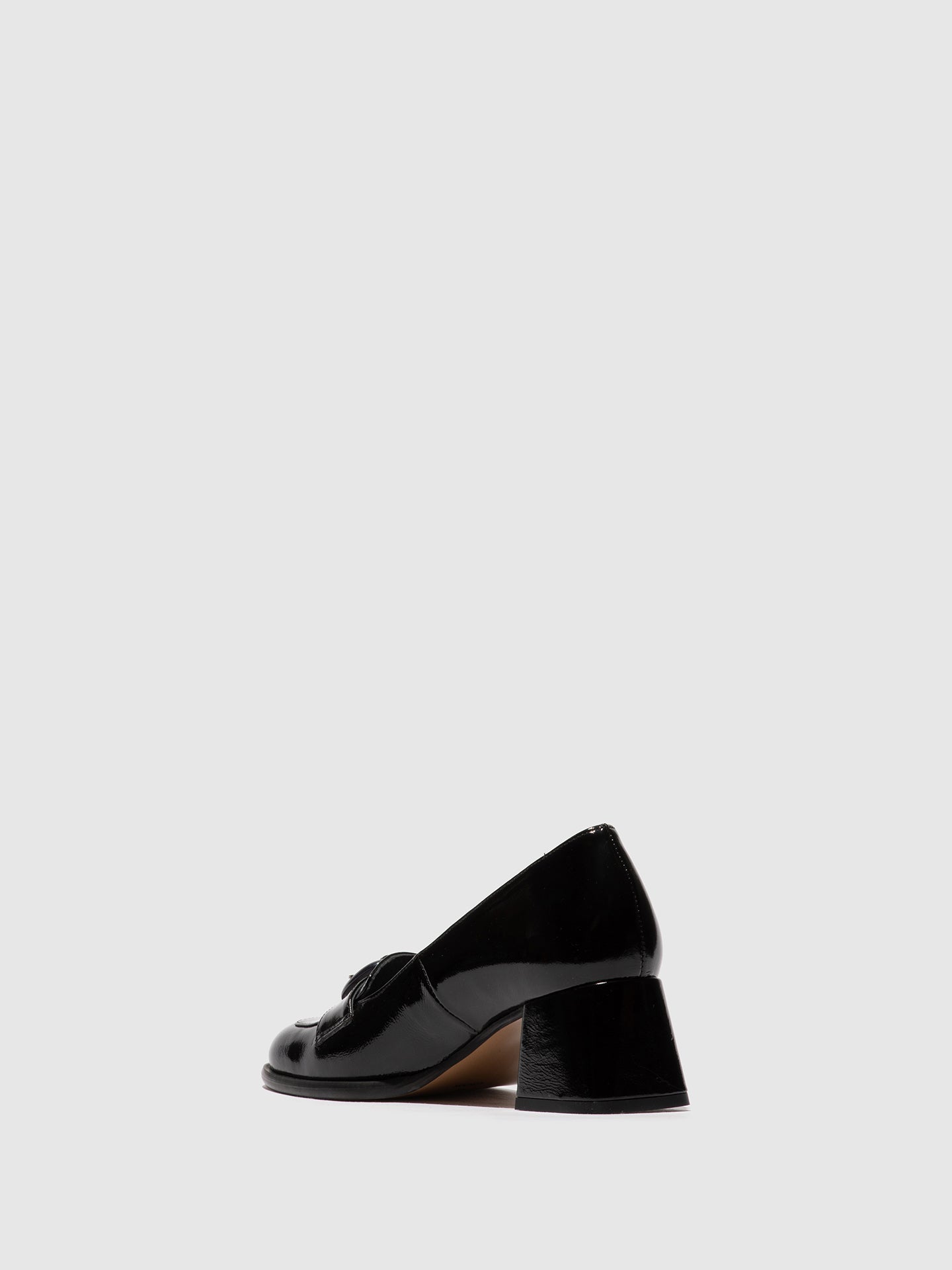Sapatos em pele verniz FLY London SAIF preto