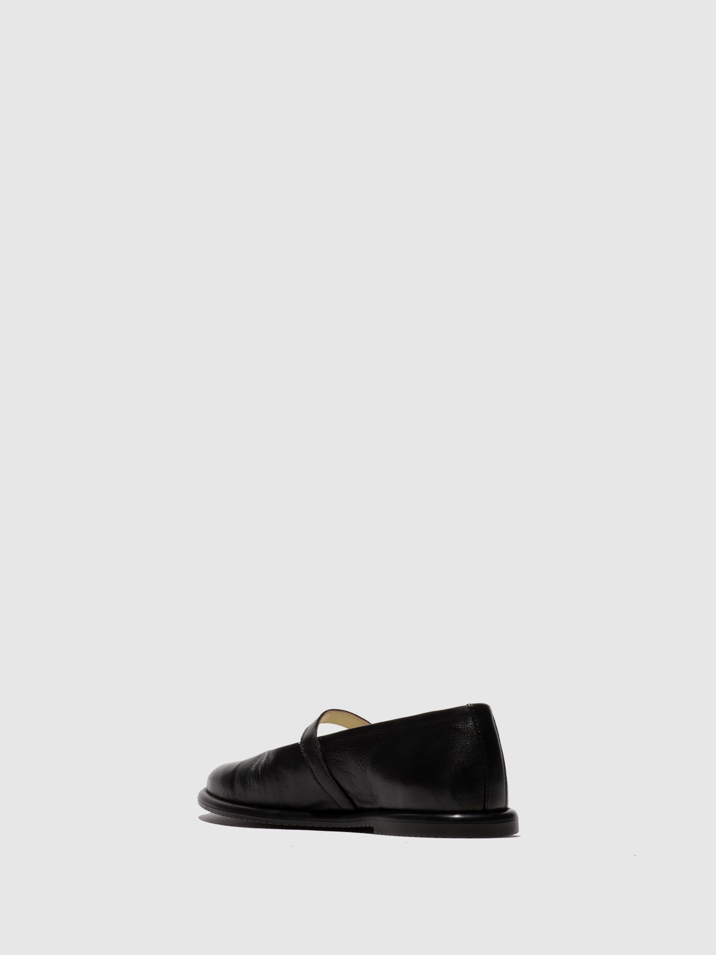 Sabrinas em pele FLY London DEIK preto
