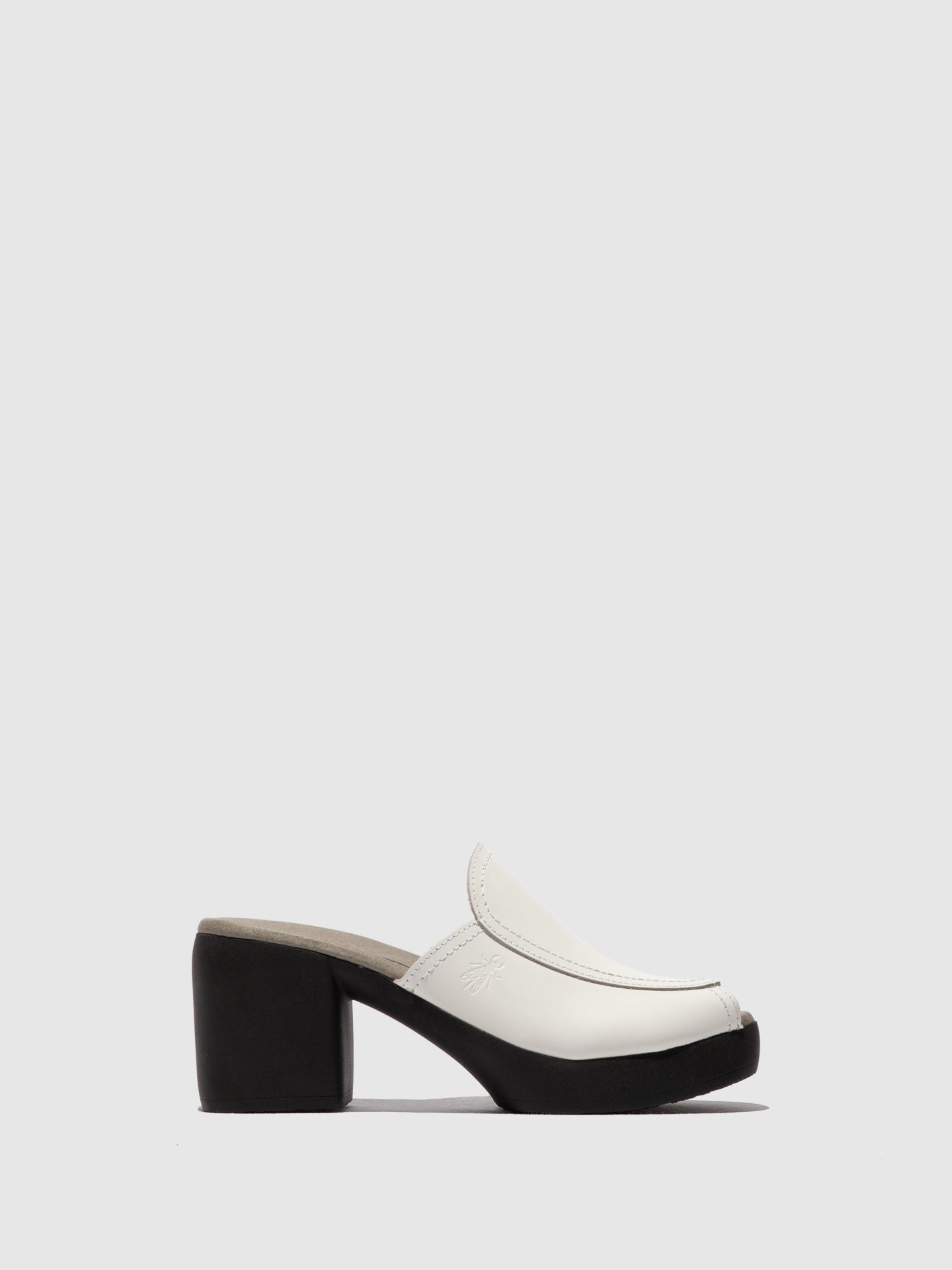 Mules em pele FLY London FLAE branco