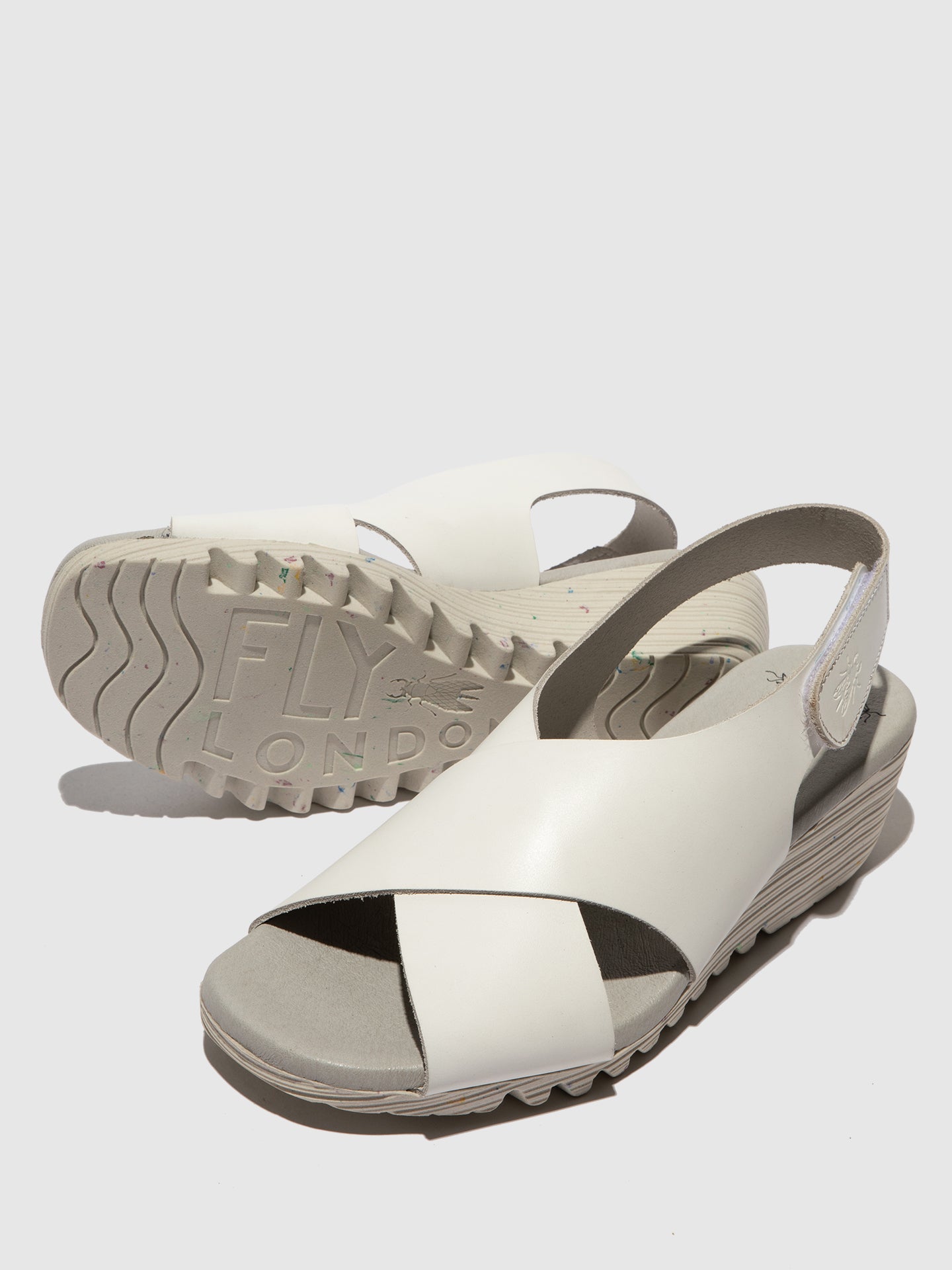 Sandálias em pele FLY London ORFY branco