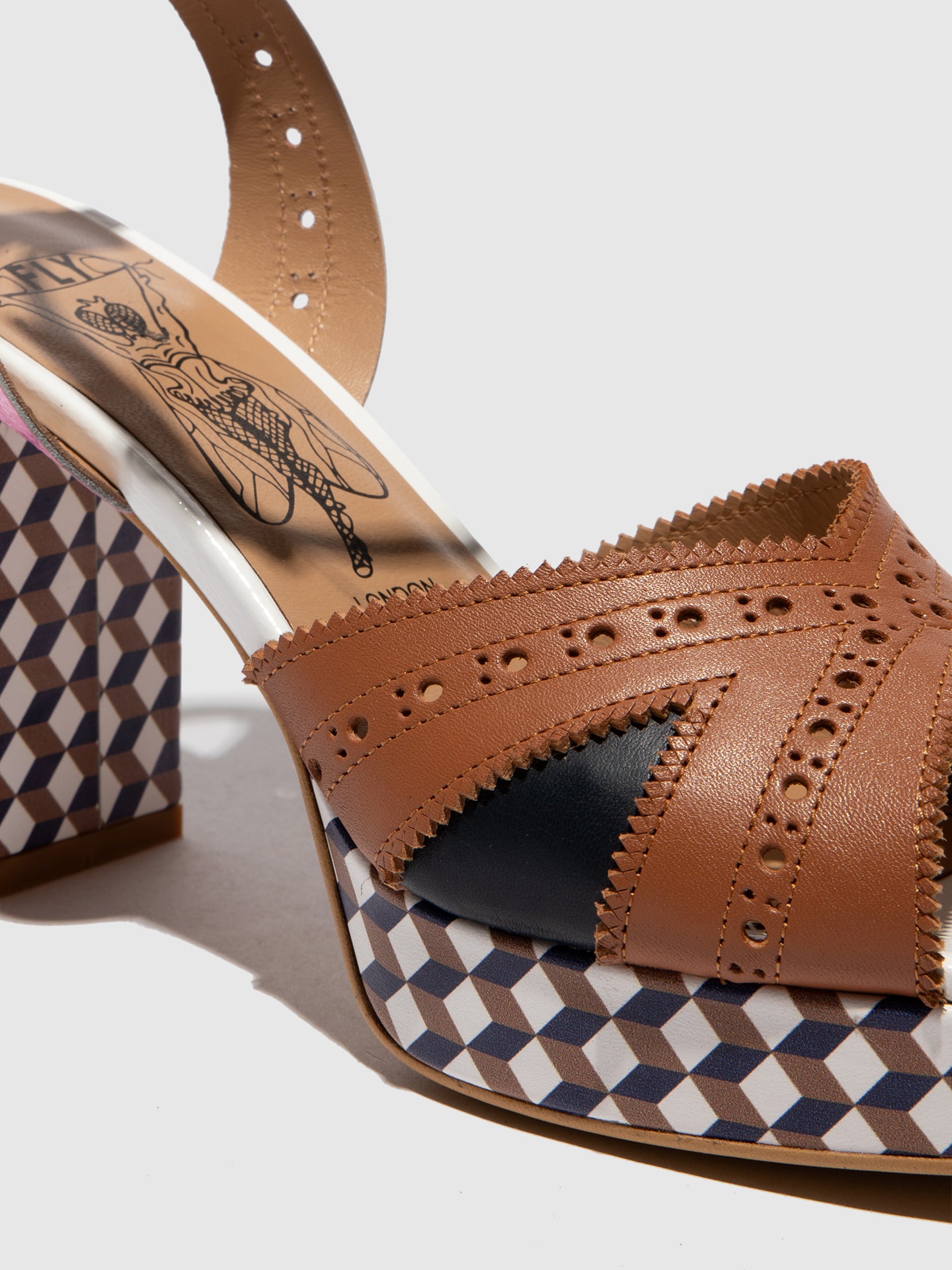Sandálias em pele FLY London EBAN multicolor camel