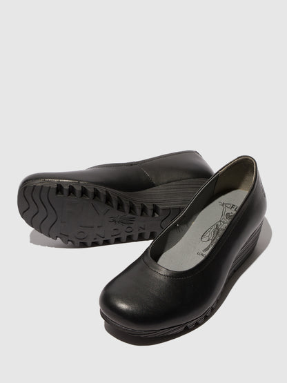 Sapatos de salto médio em pele FLY London OPAN preto
