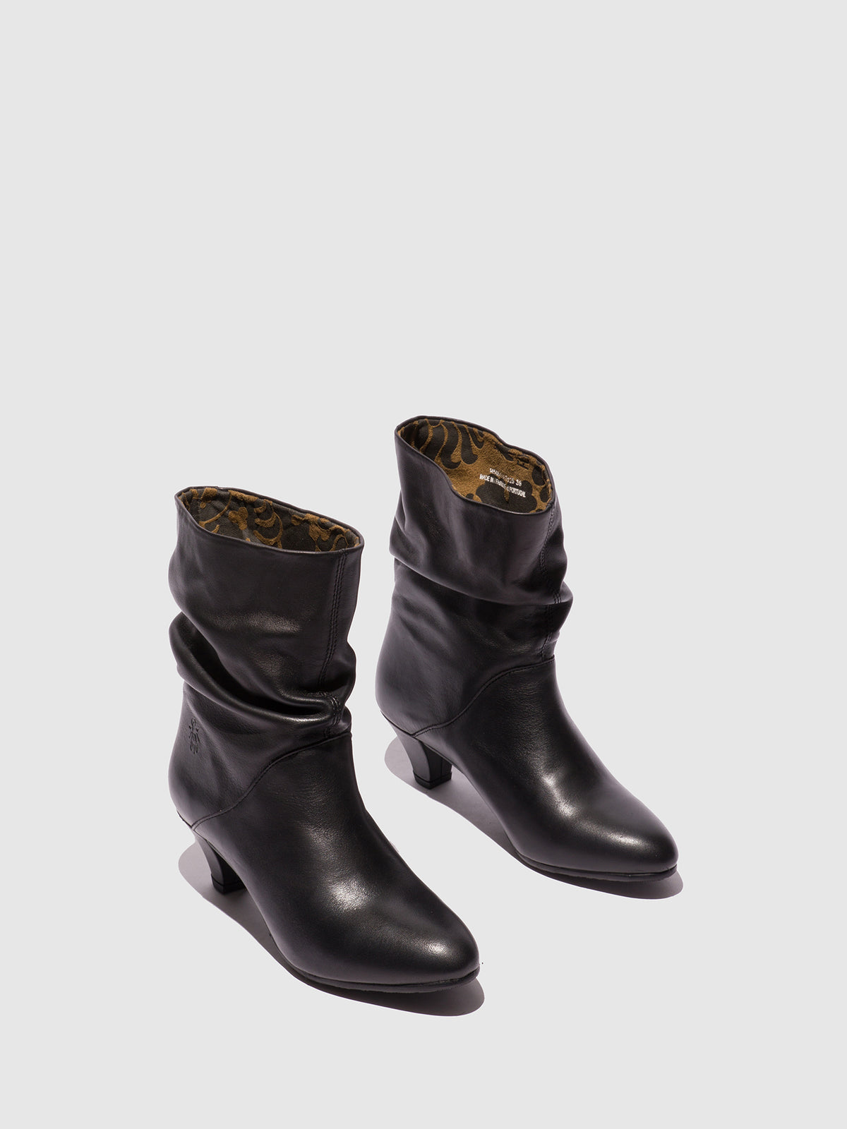 Botas em pele FLY London PULK preto