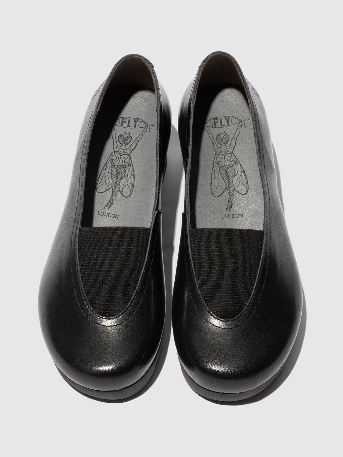 Sapatos de salto médio em pele FLY London VEIK preto