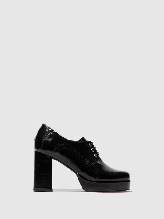 Sapatos de salto alto em pele envernizada FLY London EVAR preto