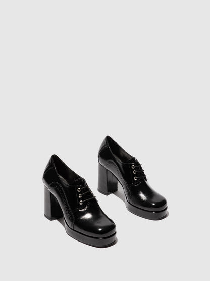 Sapatos de salto alto em pele envernizada FLY London EVAR preto