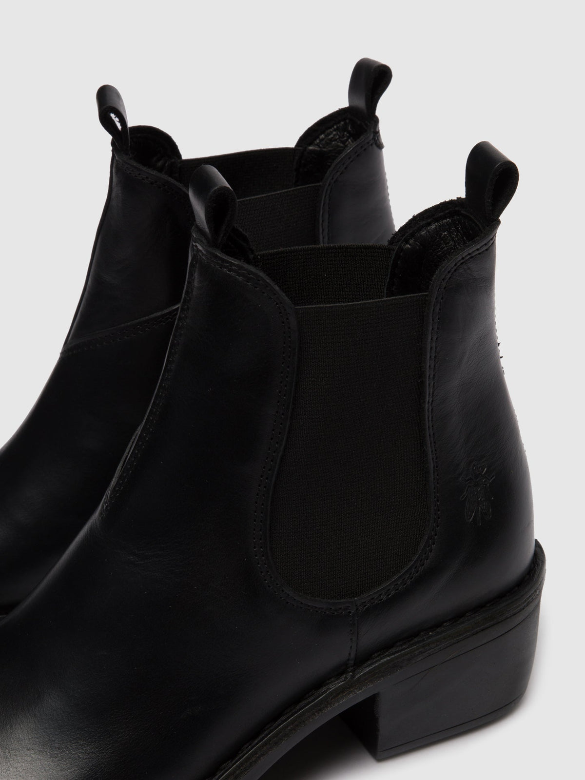 Botins Chelsea FLY London MEME rug preto