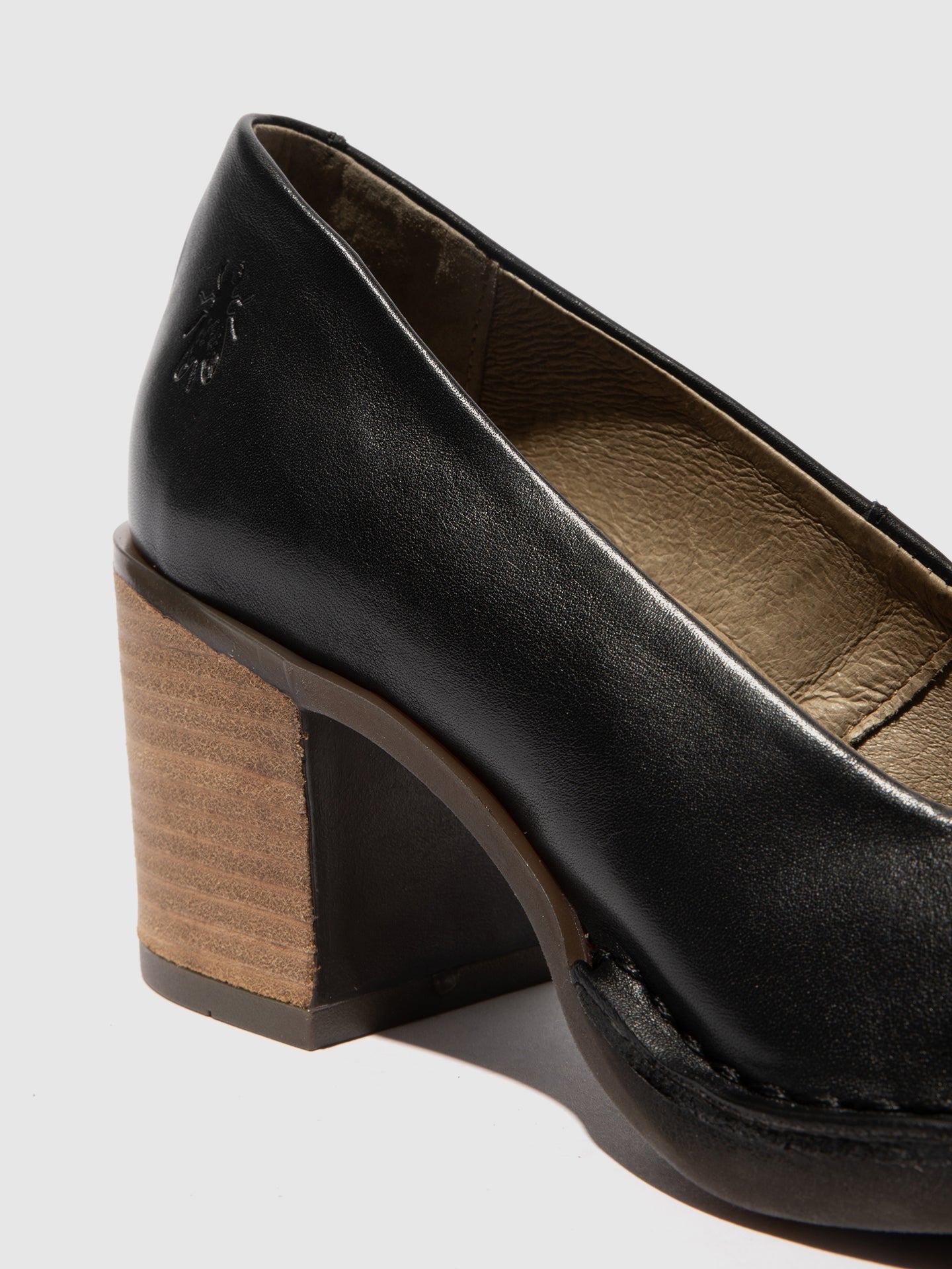 Sapatos em pele FLY London BERY preto