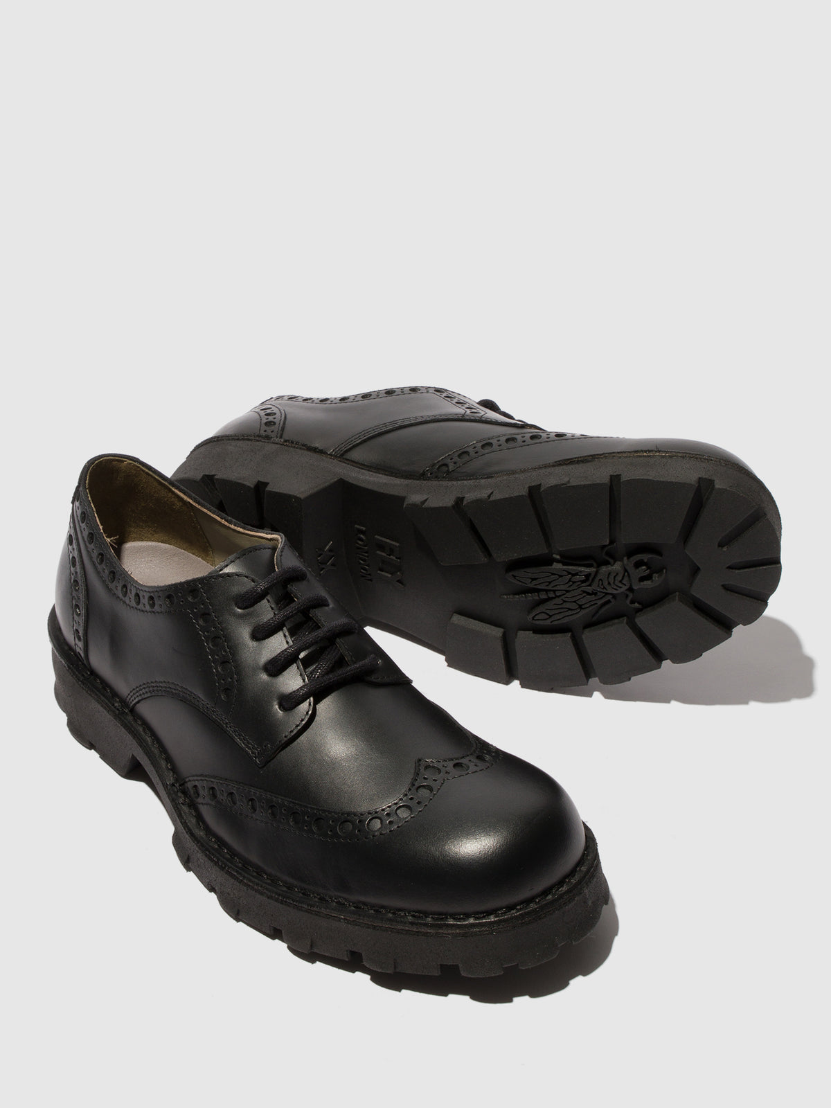 Sapatos em pele FLY London KAMY preto