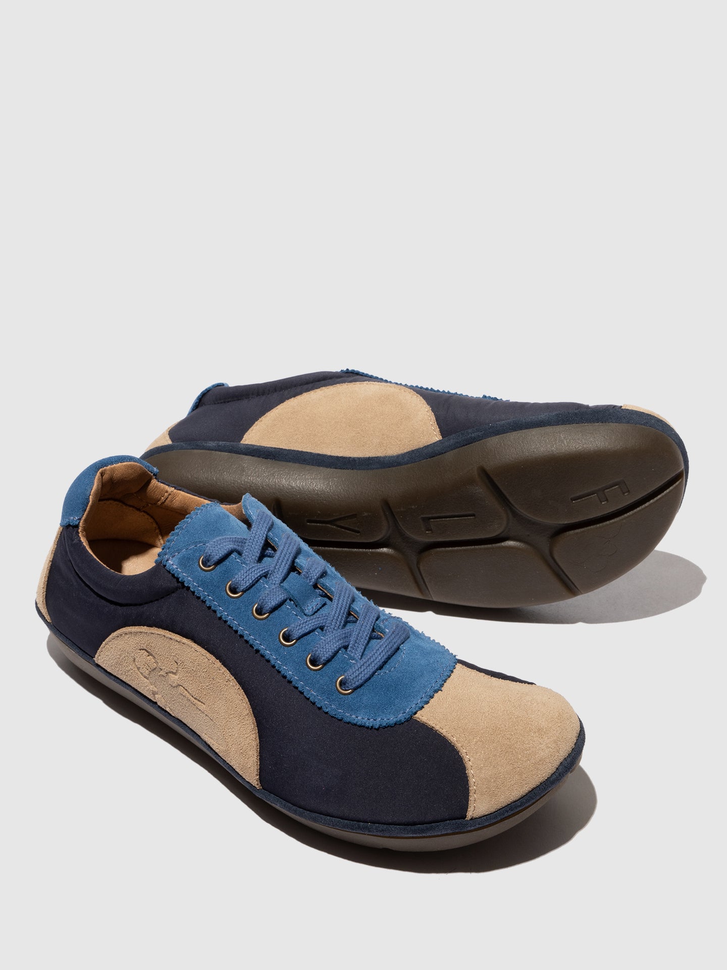 Sapatilhas em pele e tecido FLY London MEEG taupe azul