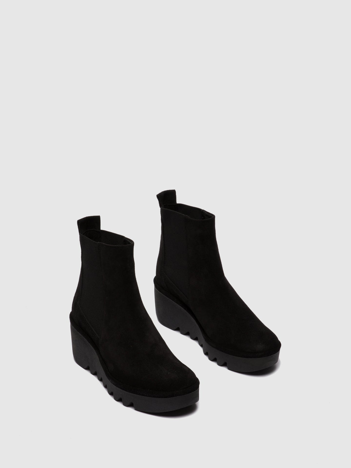 Botins Chelsea FLY London BAGU camurça oleada preto