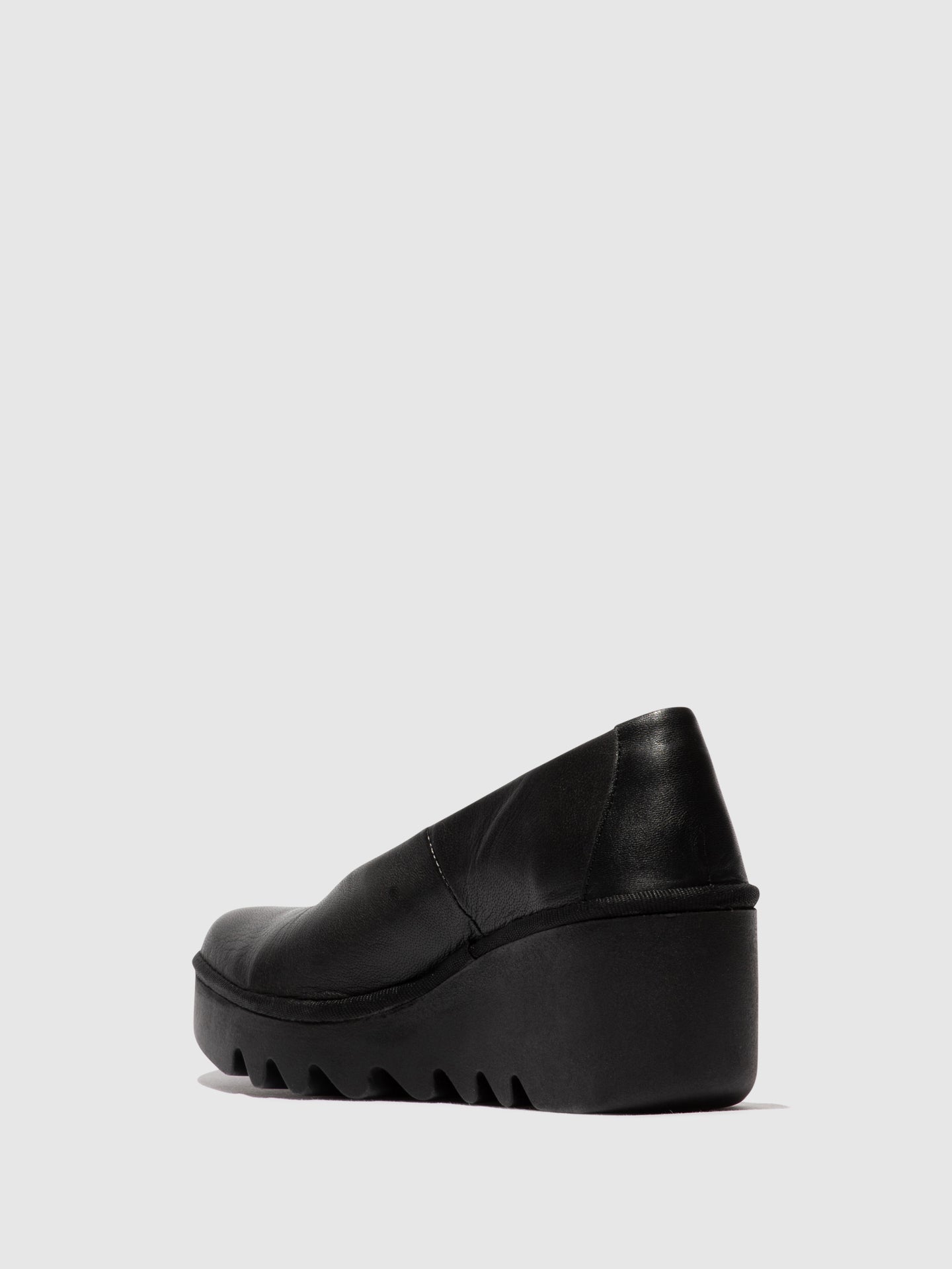 Sapatos em pele FLY London BESO preto