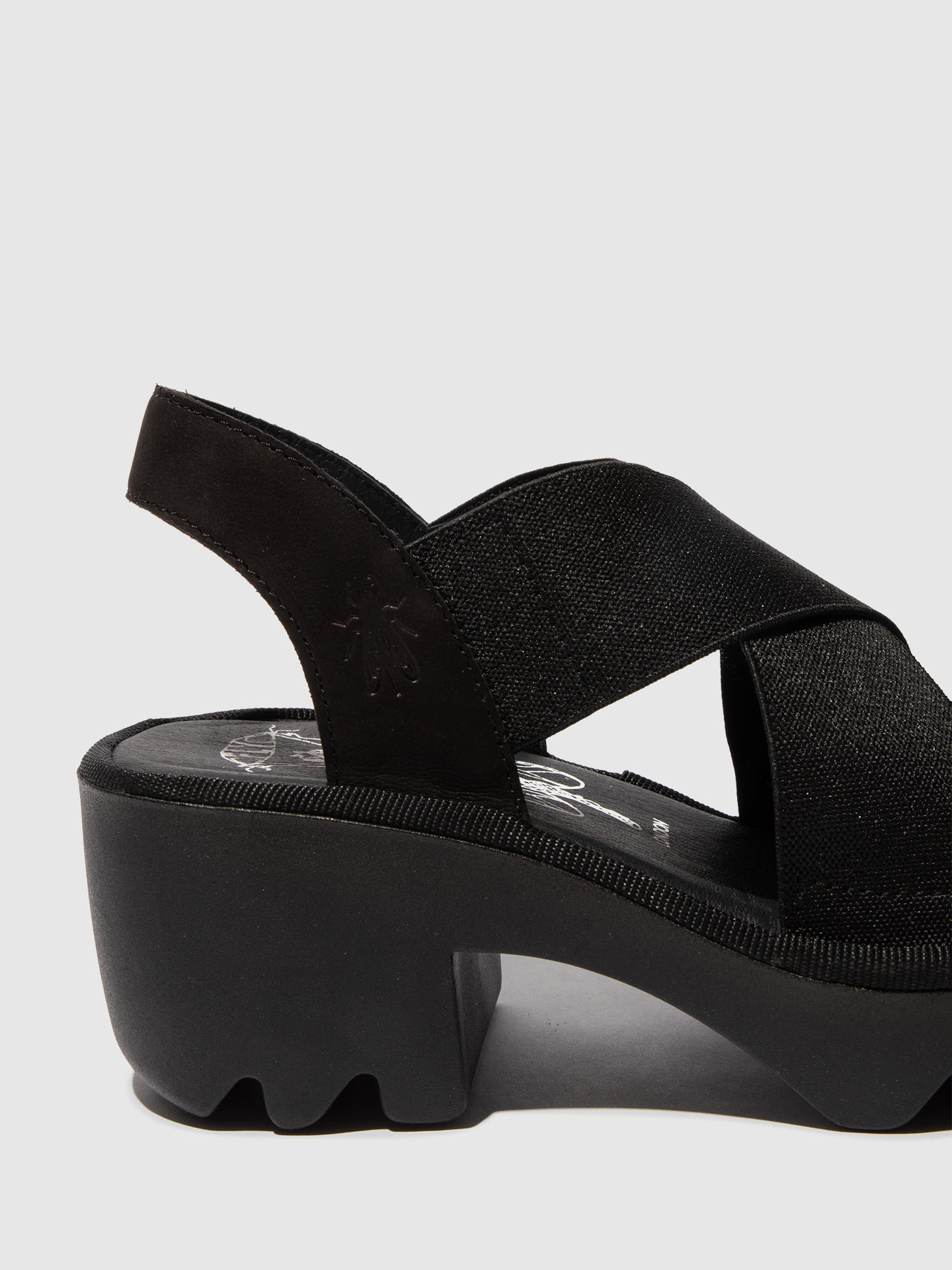 Sandálias de tiras cruzadas em pele FLY London TAJI preto