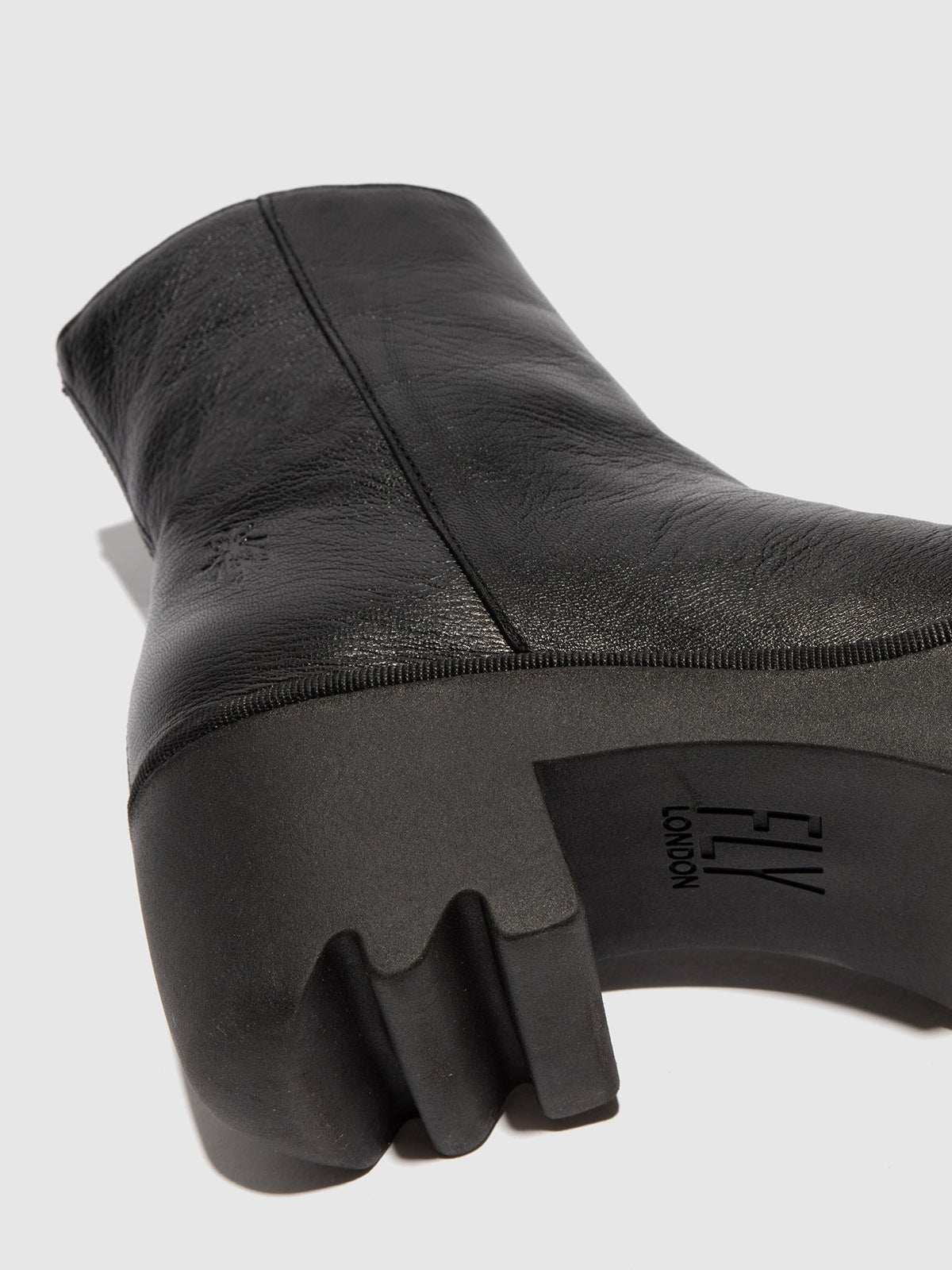 Botins com fecho em pele FLY London TOOR preto