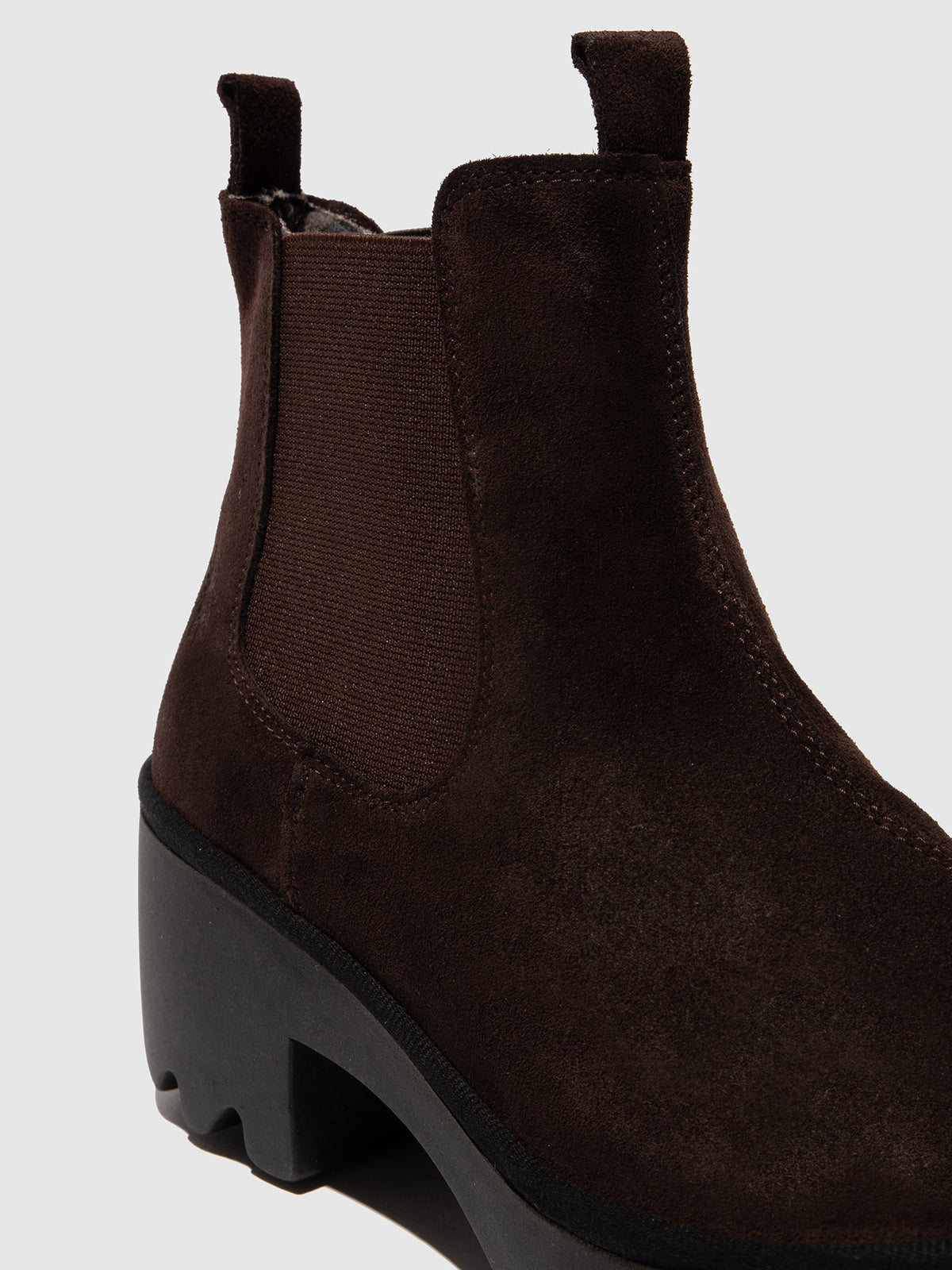 Botins Chelsea em pele FLY London TRIG expresso