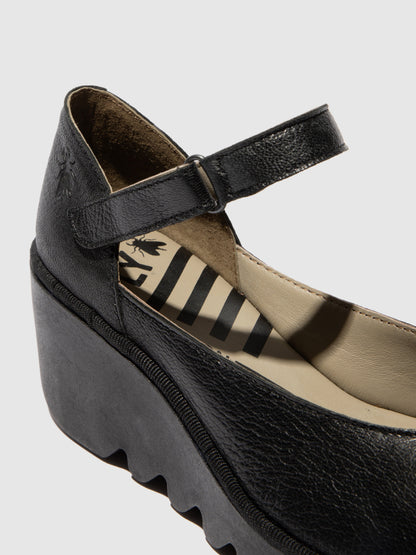 Sapatos com fivela em pele FLY London BAWO preto