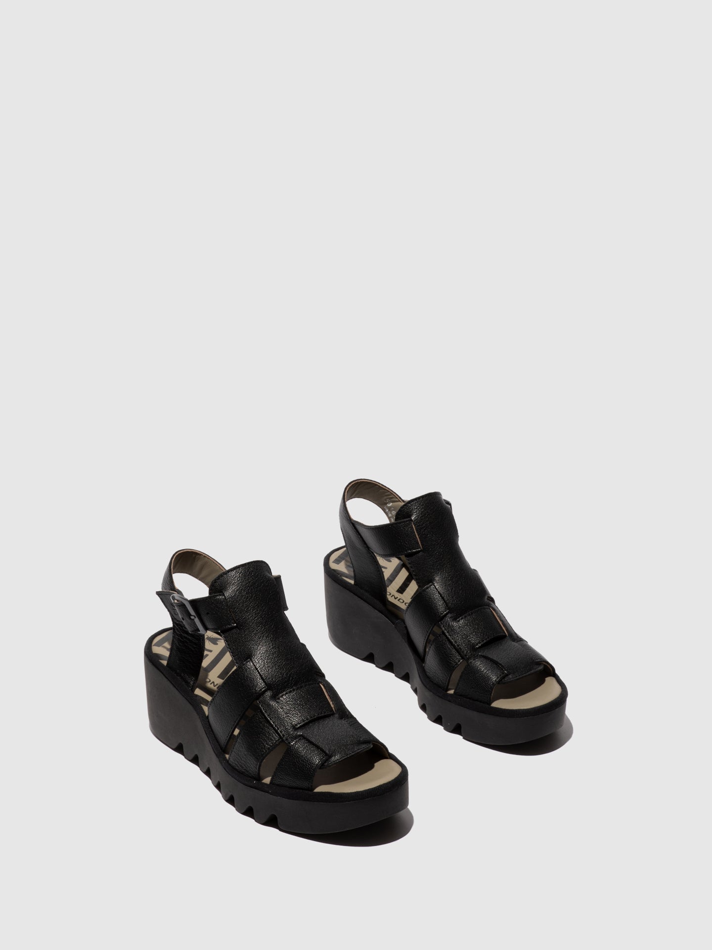 Sandálias em pele FLY London BAIC preto