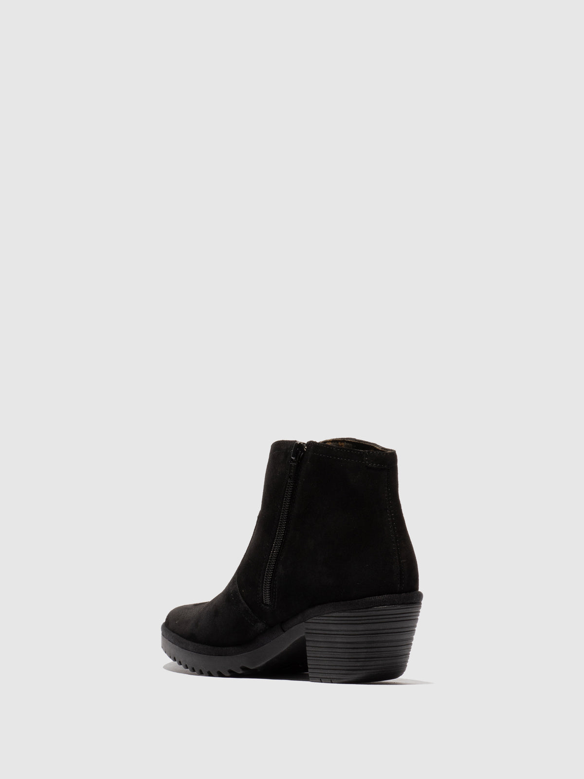 Botins em camurça FLY London WILK preto