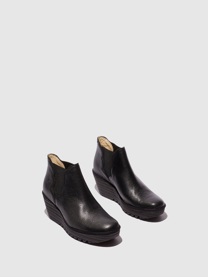 Sapatos de salto médio em pele FLY London YURE preto