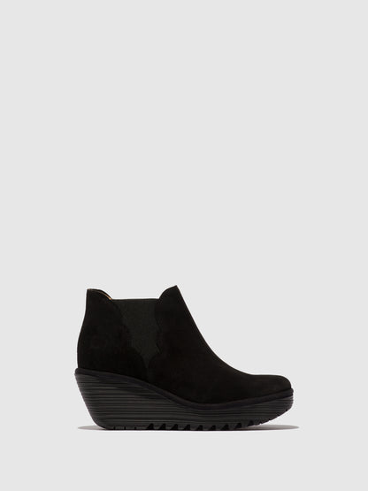 Sapatos de salto médio em camurça FLY London YURE preto