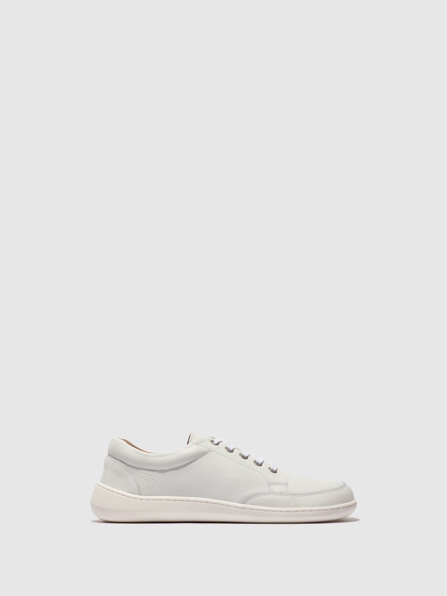Sapatilhas em pele FLY London CORG branco