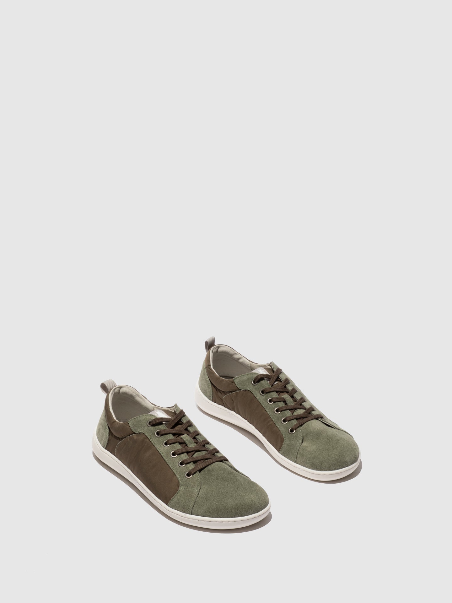 Sapatilhas em pele camurça FLY London CIRF khaki