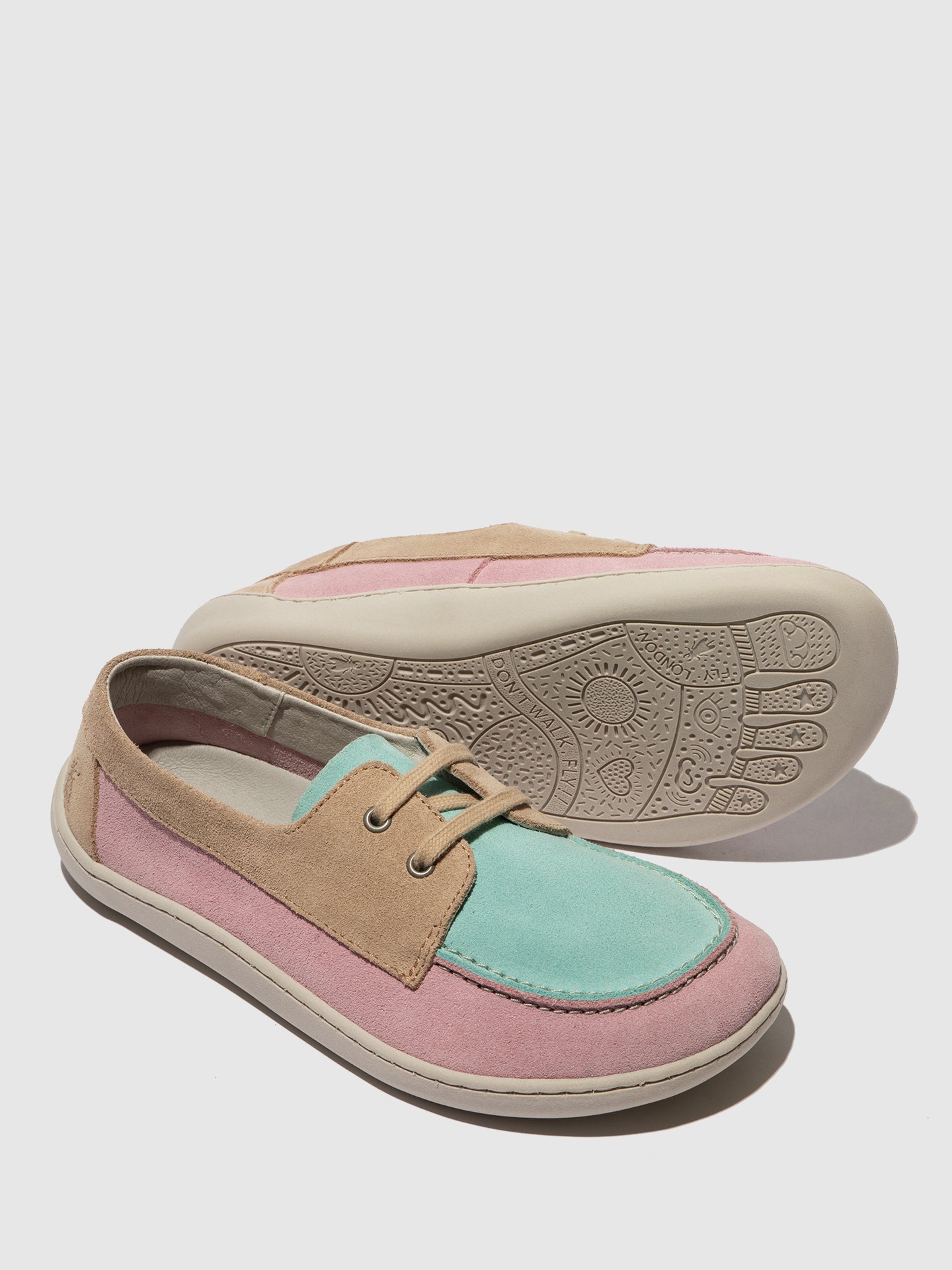 Sapatos em pele camurça FLY London NELT rosa menta taupe