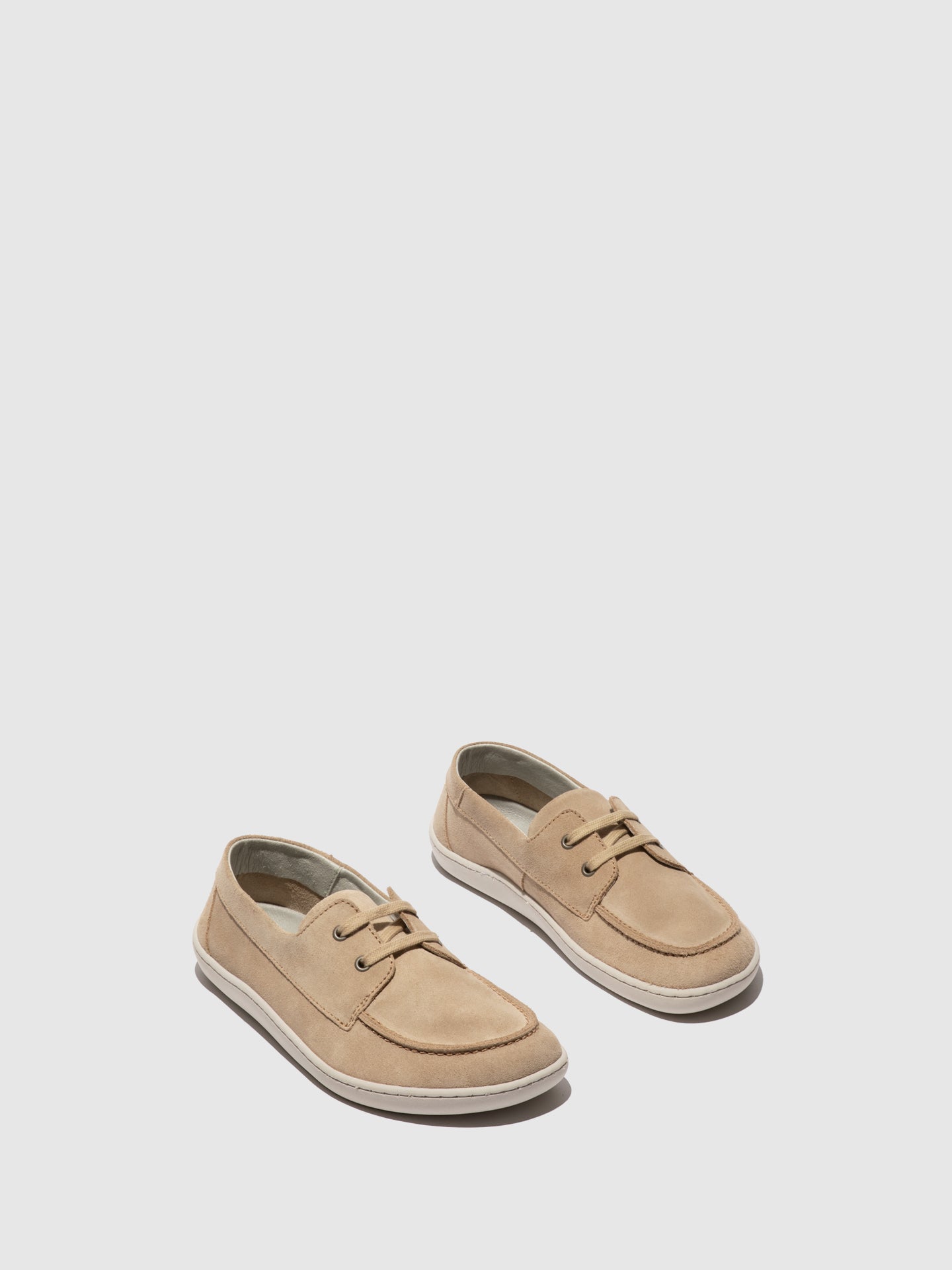 Sapatos em pele camurça FLY London NELT taupe