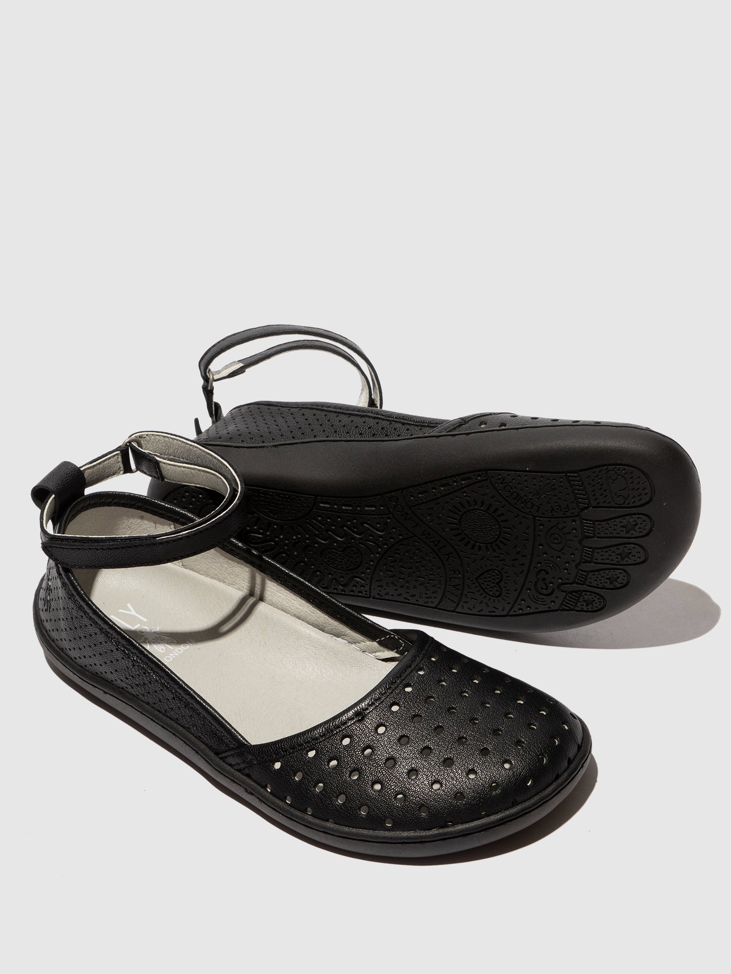 Sandálias em pele FLY London NICH preto