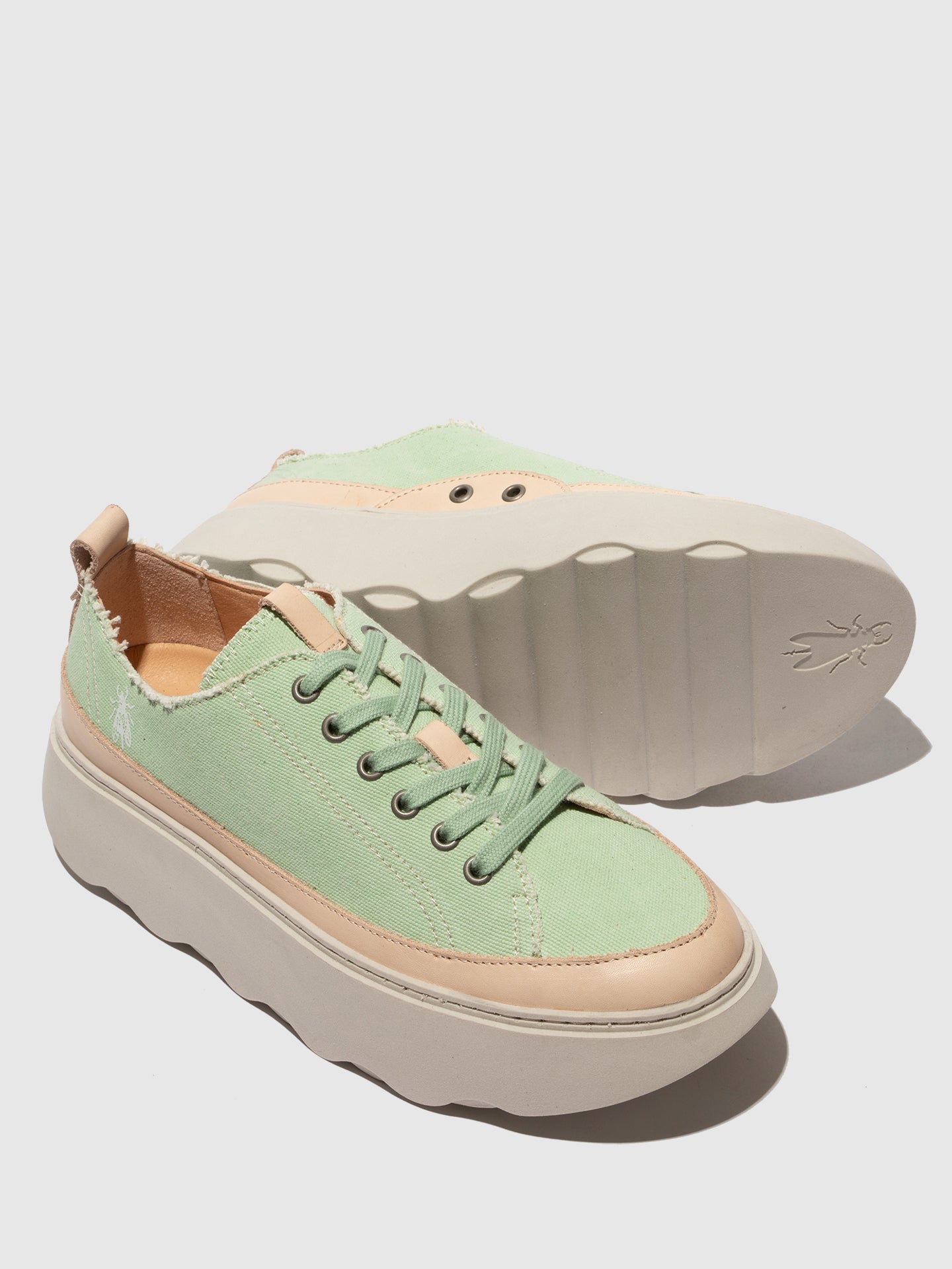 Sapatilhas em algodão reciclado FLY London FEBY menta natural