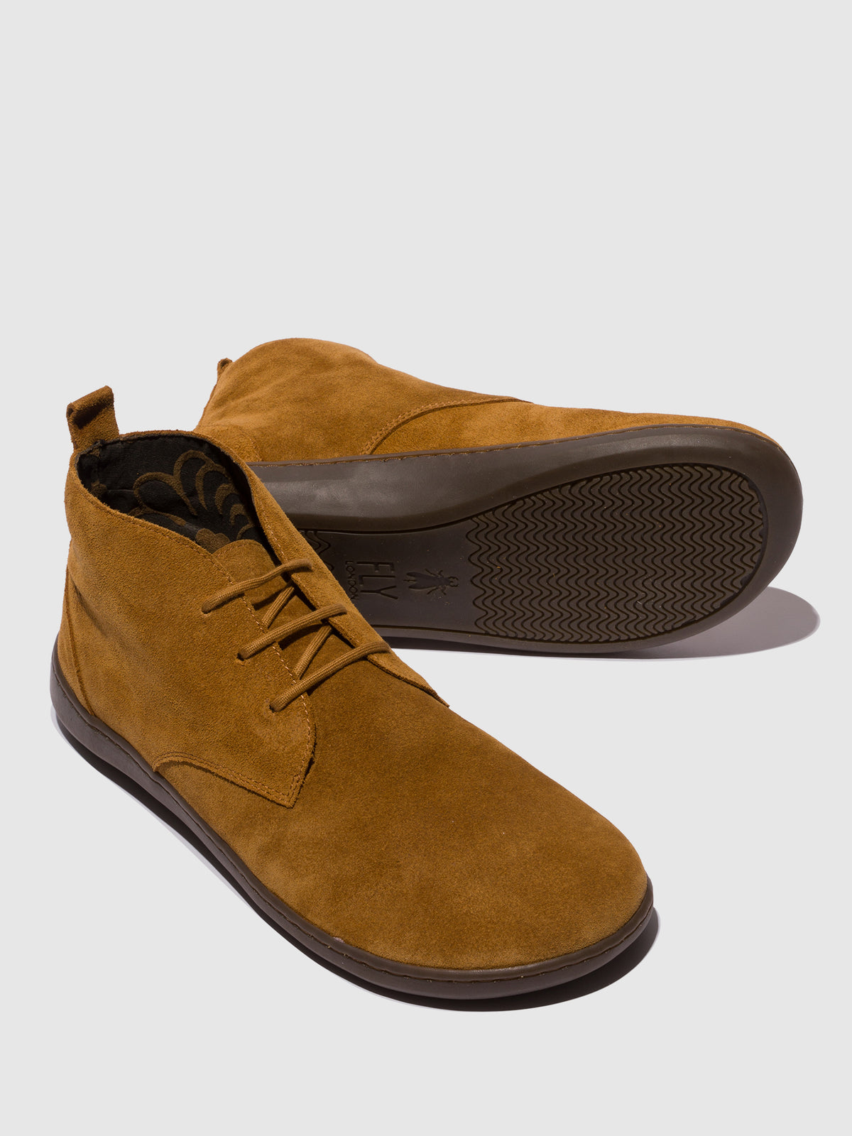 Botins em camurça FLY London CAER tabaco