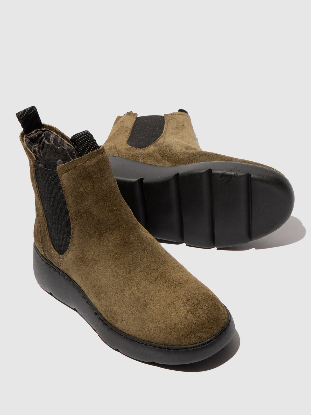 Botins em camurça FLY London JERV aspen
