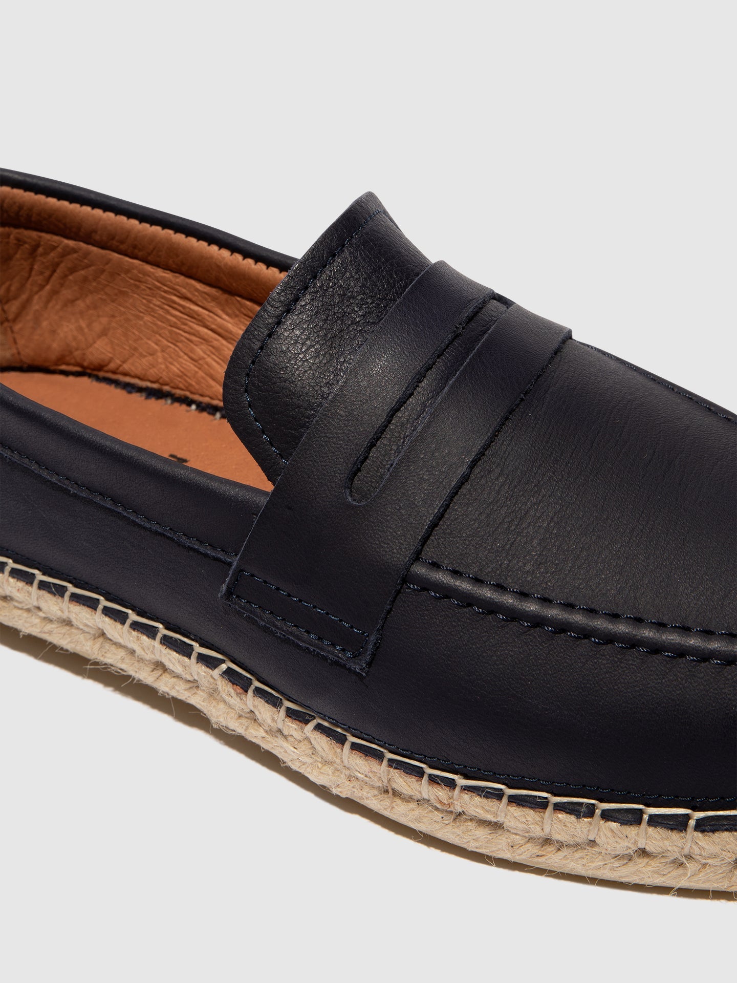 Sapatos em pele FLY London SERV azul-marinho